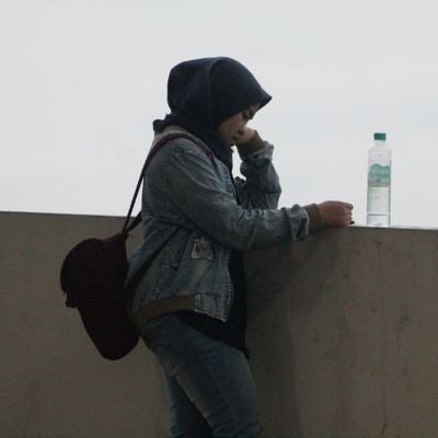 Lia wil win $1000 || free tag