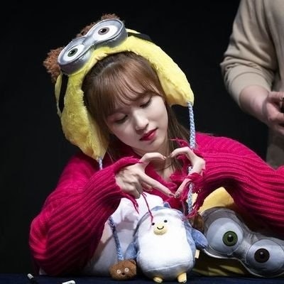 STREAM TALK THAT TALK✨💗