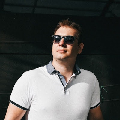 Дмитрий Карелин