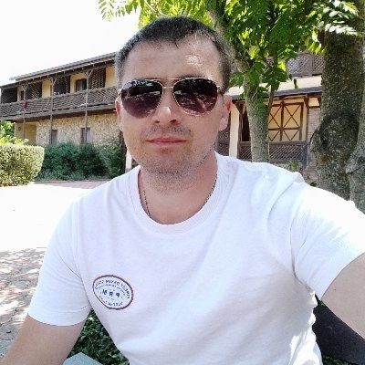 Олександр Ніколаєв