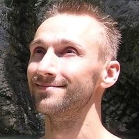 Геннадий Волк