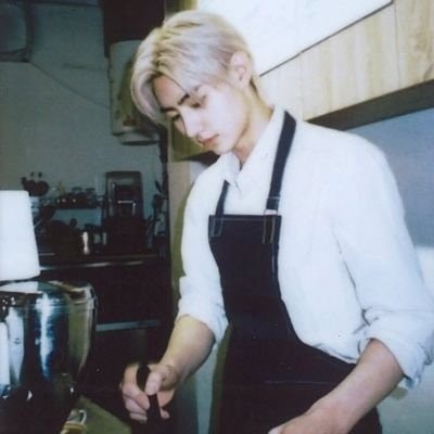 AAAA | december win pls? 🍀