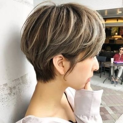 rebecca🍉bloomwood