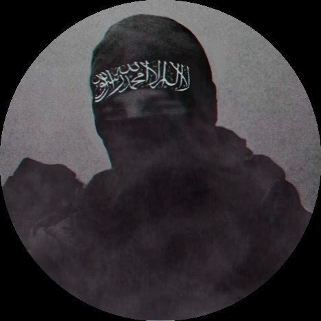 كنت الاشمئزاز لي