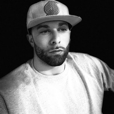 Kelsey Taylor (Foreignrecipe)