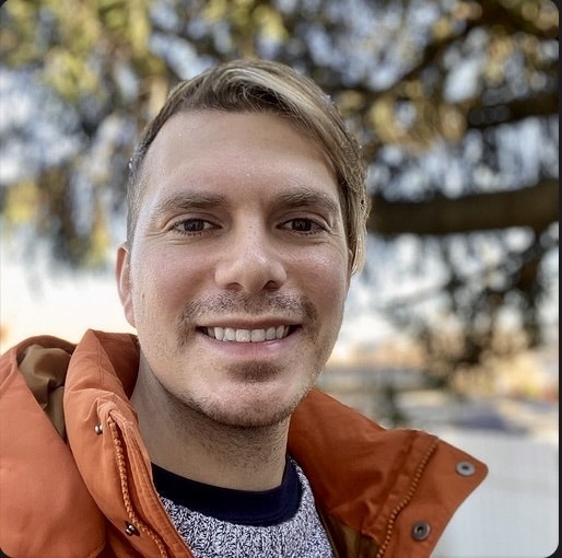 Carlos Robles-Romero