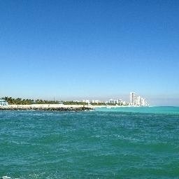 sunnyislesbeach