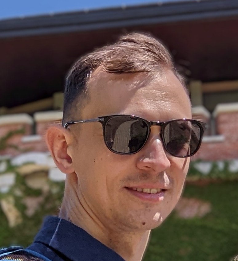 Vladi-mir Zhelezny'ak