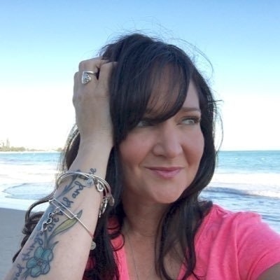 The Rebel Chick ✈️