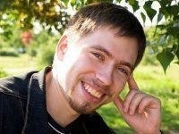 Максим Плечун