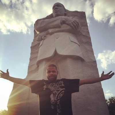 B€dl^m the ShowO££