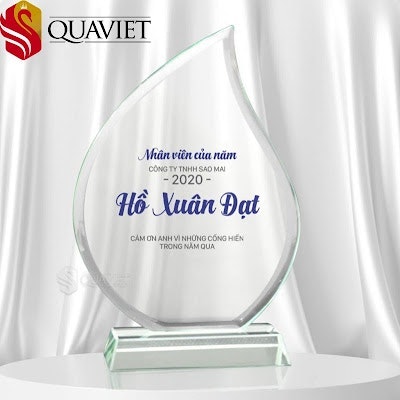 Kỷ niệm chương thuỷ tinh Quà Việt