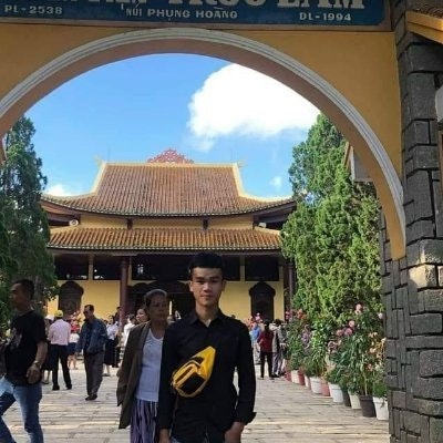 Nguyen Van Ty .lens "(💙,🧡)" "(📦,💫)"🛸"