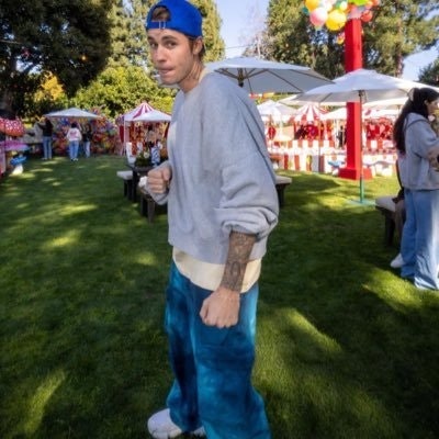 thank you justin💖💖&scooter❤️❤️