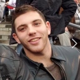 Brian Hackel 💉❤️ ✊🏻🏳️‍🌈