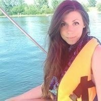 Анастасия Лежнёва