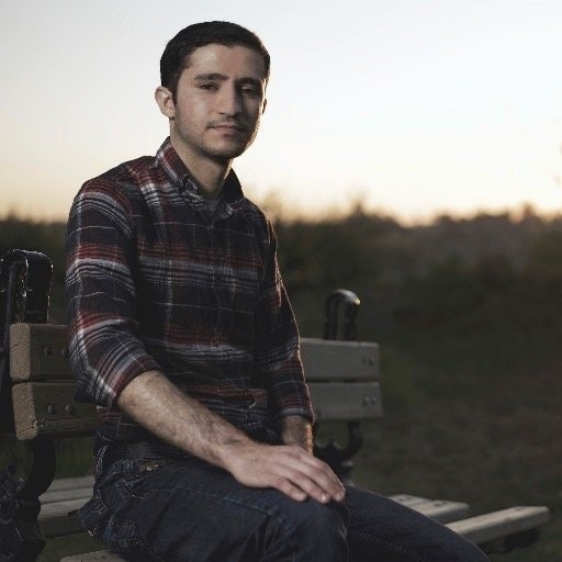 AbdElMo'mn عبدالمؤمن