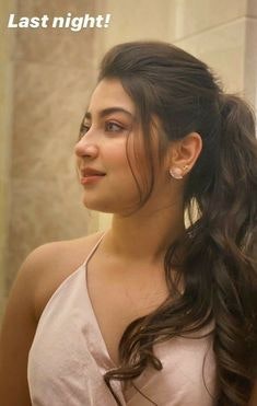 Housewives call girls in Karachi 