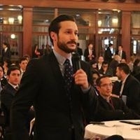 Original?auto=format&fit=crop&crop=faces&w=40&h=40