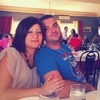 Daniela E Andrea Santoro