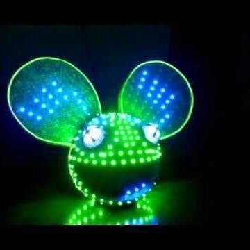 الْفَأْرُ الْمَيْتُ