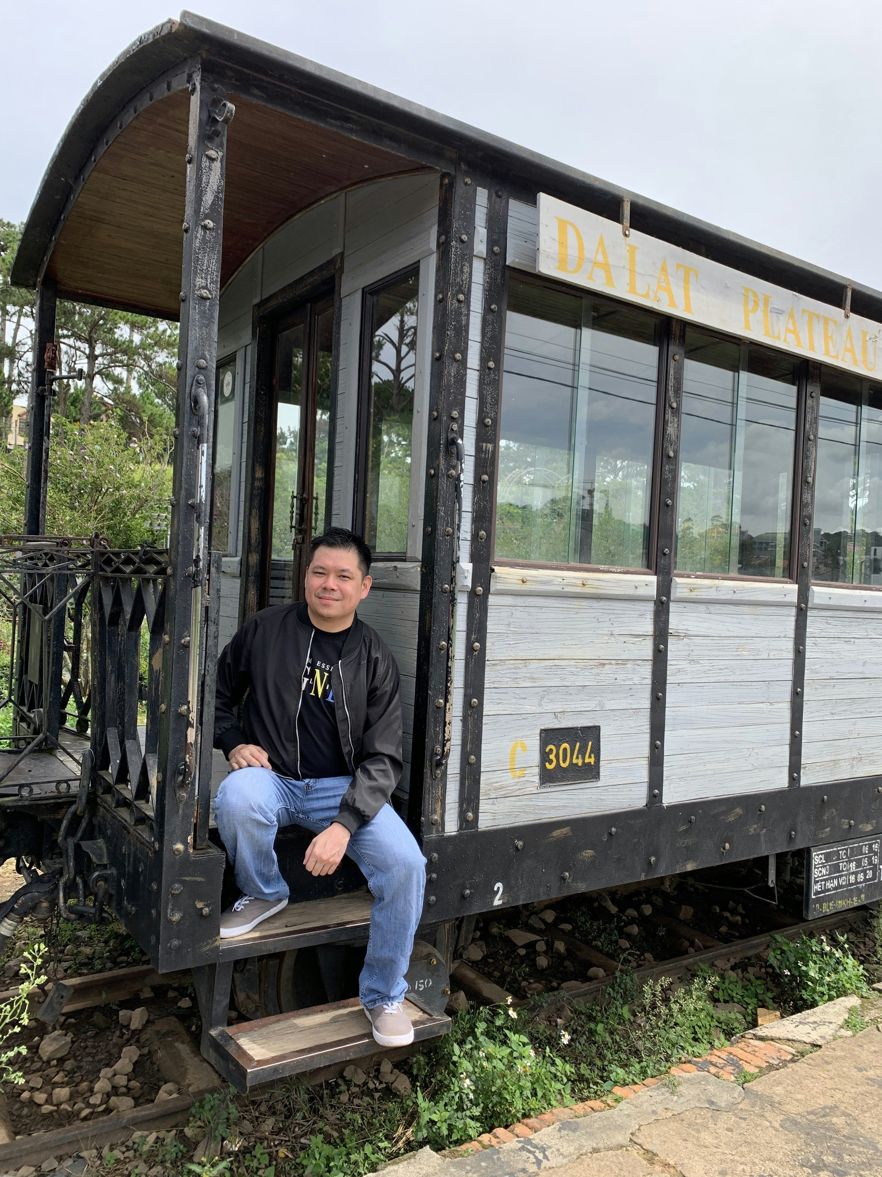 Chris (Lê Chính) Gutierrez