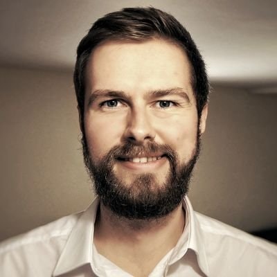 Original?auto=format&fit=crop&crop=faces&w=40&h=40