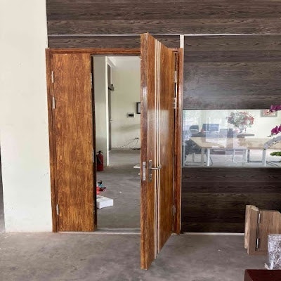 Cửa Thép Vân Gỗ Luxury