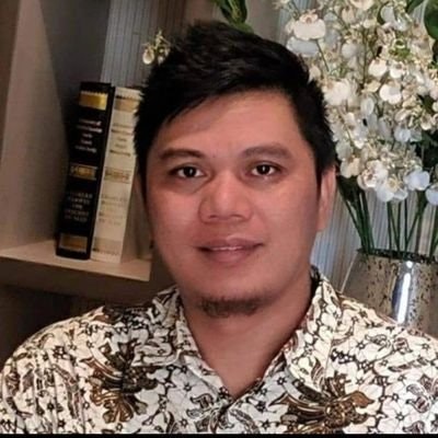 hollisholligans.stark