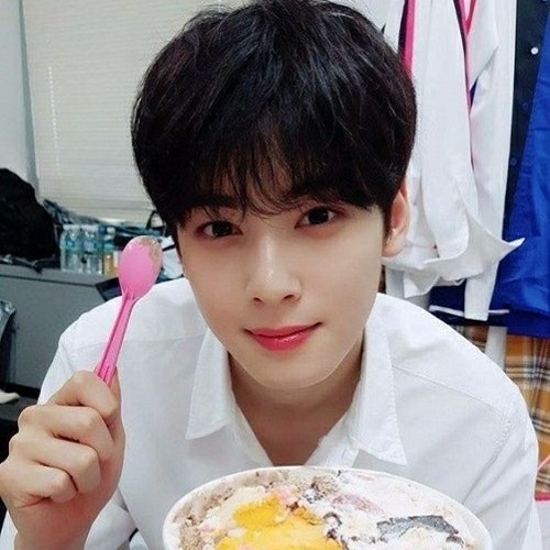 Vương Quốc Đạt