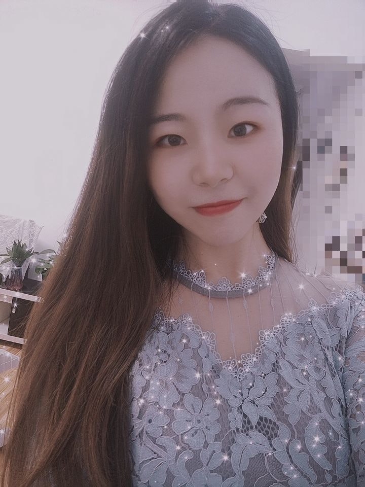 Claudia Wong