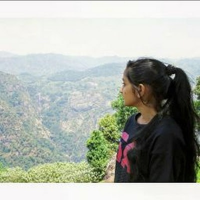 Rakhi jha