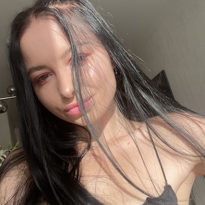 Каріна Деканенко