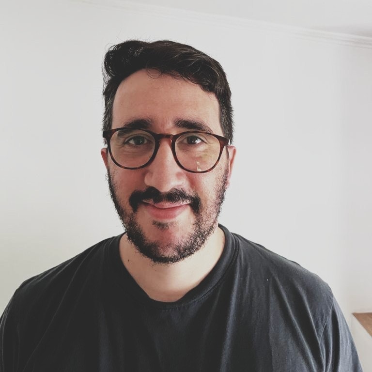 ProductHunt profile picture for @gines
