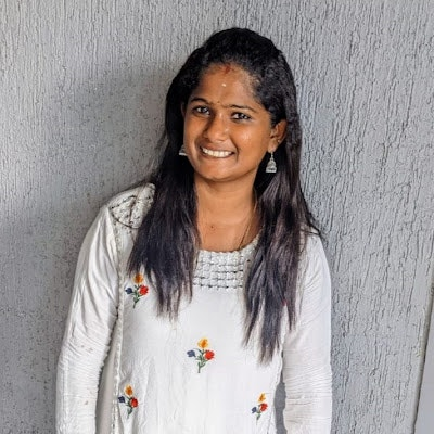 Anuradhaa VB