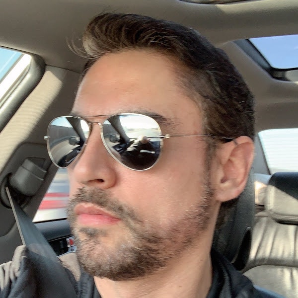 ProductHunt profile picture for @poneto
