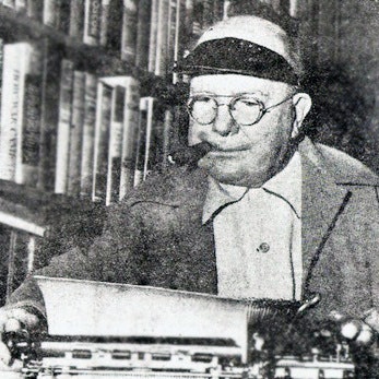 Толстожопый Критик