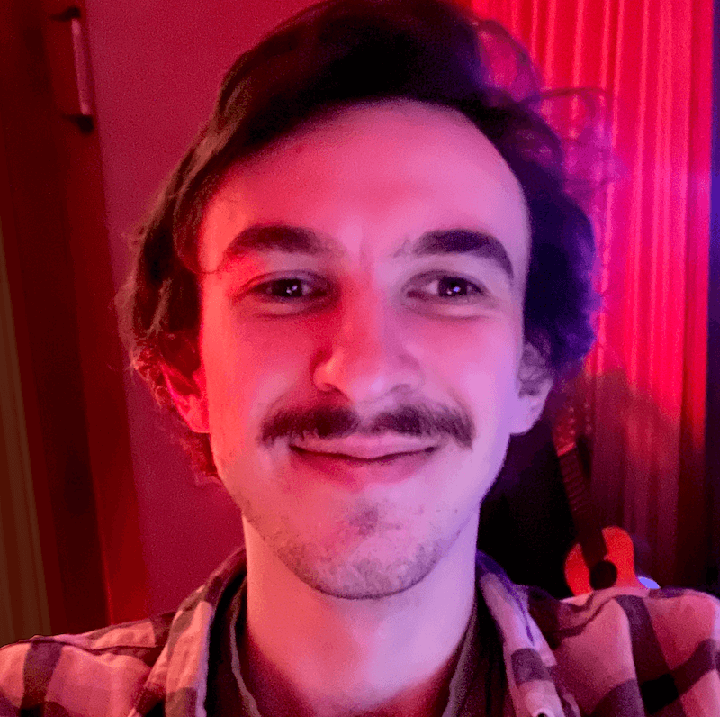 Eli Straykov