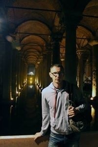 Олег Дубровский