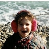 Nesli Şen Özçelik