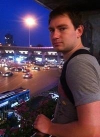 อเล็กซ์ คุณหมี แดเนียลส์