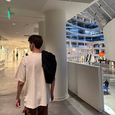 Владислав Мелешкин