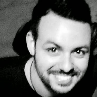 Aarón