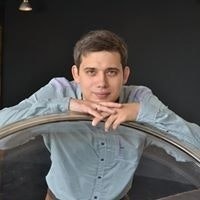 Антон Семёнов