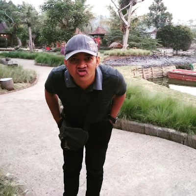 Yehezkiel Lukas (iyenk)