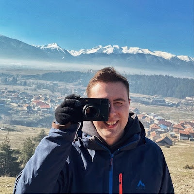 Denis Vdovin