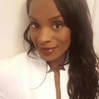 Reina-flor Okori Makendengue