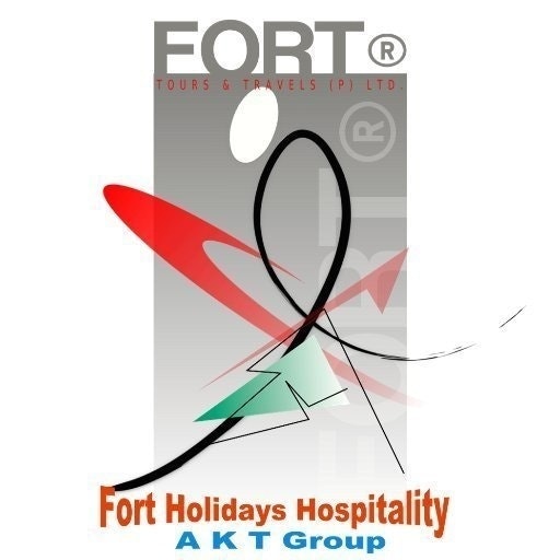 FORT HOLIDAYS™