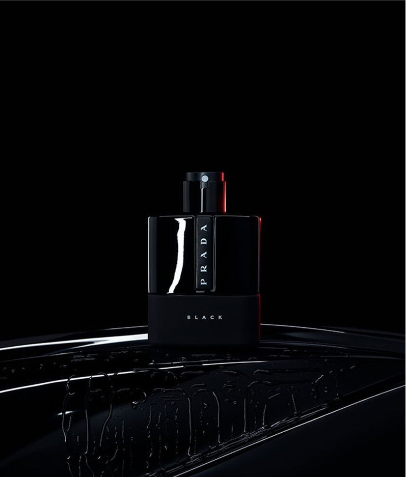 Prada Luna Rossa Carbon