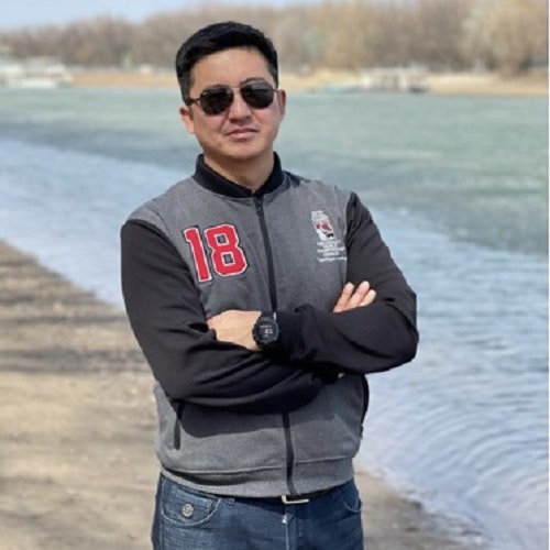 Adam Nguyễn
